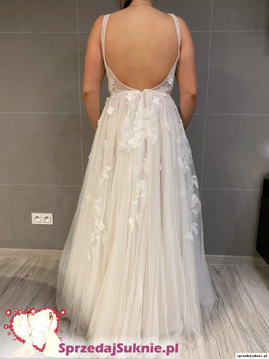 Suknia Å›lubna Maverie model Charlotte rozmiar 40, sezon 2023