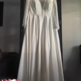 Suknia ślubna z kieszeniami