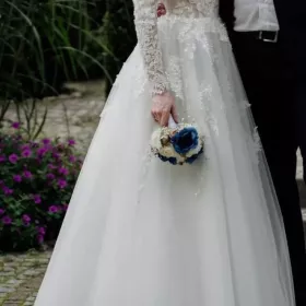 Suknia A-Line długi rękaw 