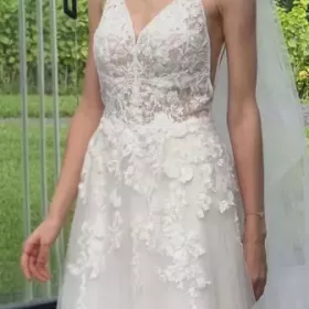 Suknia ślubna Essense of Australia XXS/32