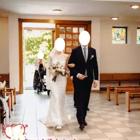 Suknia ślubna Dominiss z trenem i dodatkami 36/38 174 cm obcas 6 cm