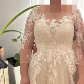 Suknia ślubna piękna 