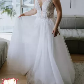 Suknia ślubna tiulowa tiul zdobiona góra gorset 170 cm obcas 8 cm