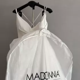 Zjawiskowa suknia ślubna Madonna