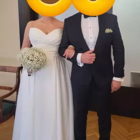 Suknia ślubna klasyczna z kieszeniami 