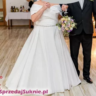 Suknia ślubna z możliwością przeróbek 