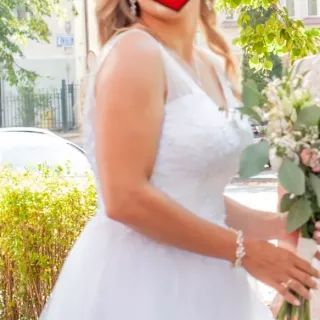 Marietta suknia ślubna w kształt litery A biel