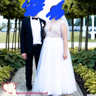 Biała suknia ślubna 