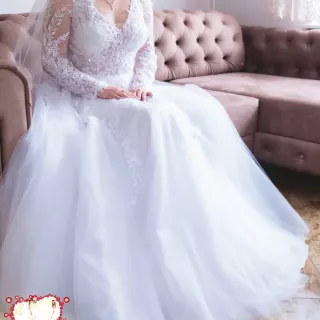 Biała sukienka ślubna 