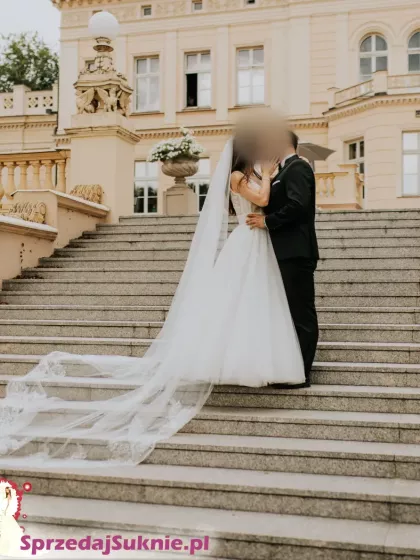 Suknia ślubna 