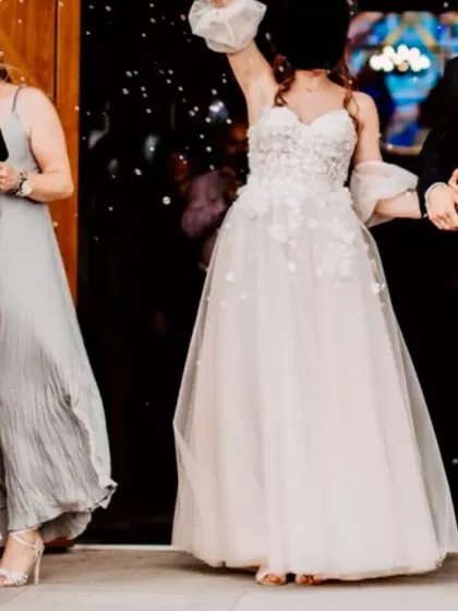 Piękna suknia 3D oddzielne rękawki r36