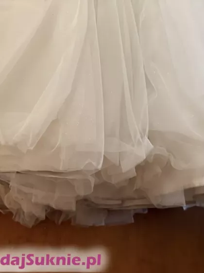 Sprzedam suknie 