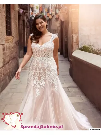 Suknia ślubna rybka plus size 