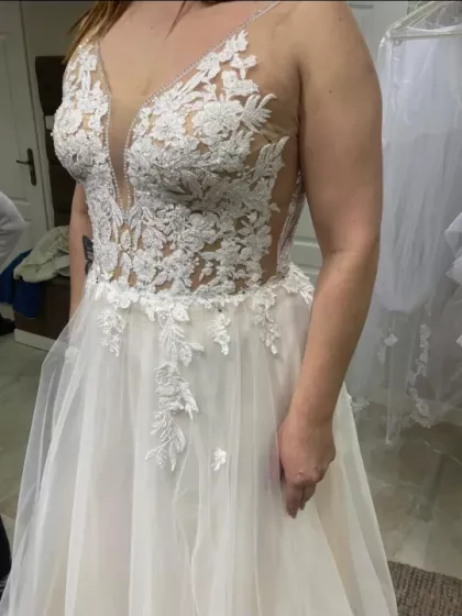 Sukienka Ślubna kolekcja 2025