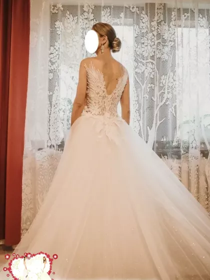 Zjawiskowa suknia ślubna z salonu Destiny w Warszawie