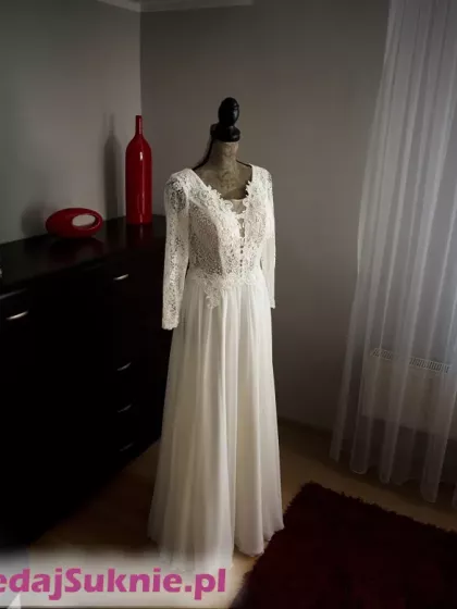 Suknia ślubna | Ivory | Rozm. 38